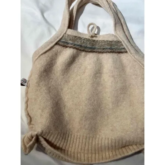 Up Cycled Cream Wool Design Sweater Purse With Personalized Tag - Picture 4 of 6